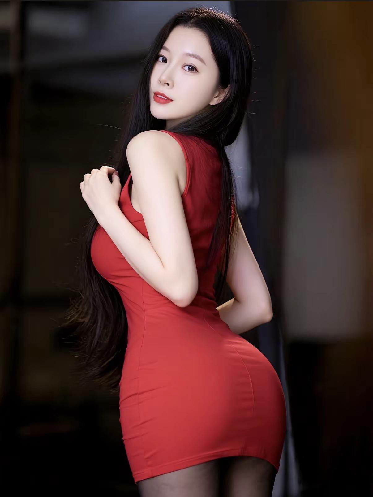 <p>性感穿搭 辣妹穿搭 性感辣妹 性感小性感 性感 <!--{img...