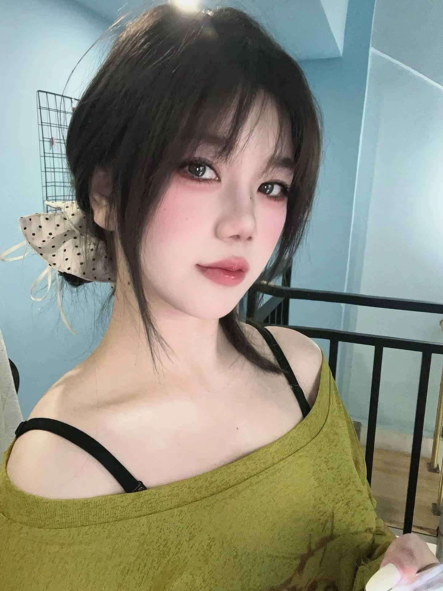 好女人得到名声坏女人得到一切 翻遍相册也得配上这个音乐