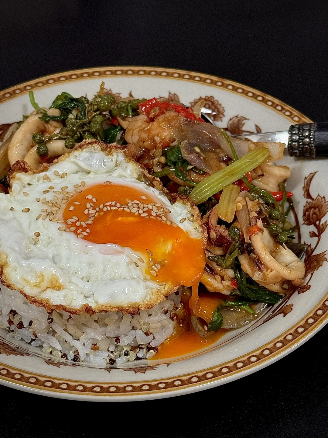厨艺封神🍚青花椒🌶️炒沙茶海鲜饭～好美味