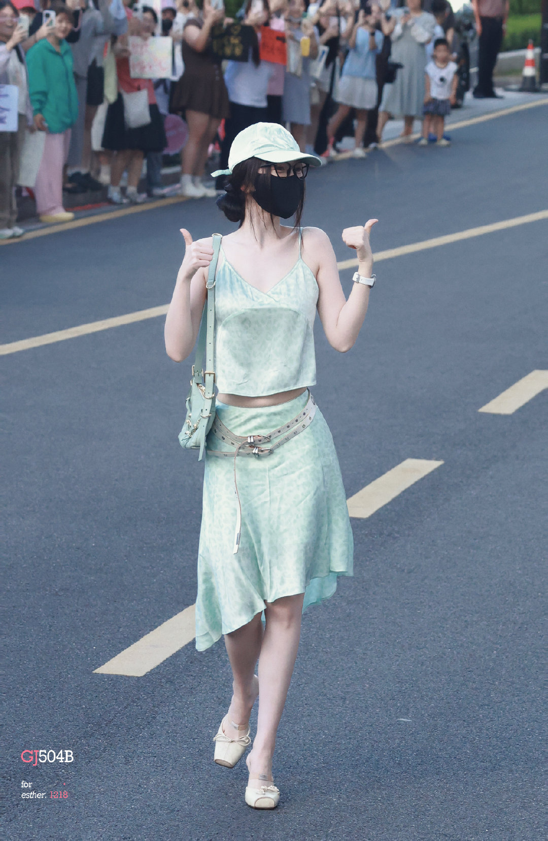 #虞书欣[超话]##虞书欣何盼# 

2026.08.30 📷

🧚🏻

​