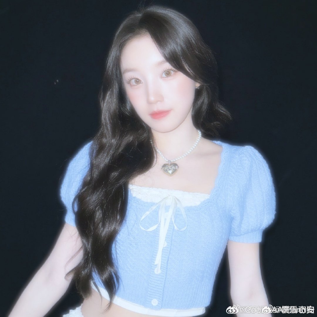 #宋雨琦[超话]# 🍪#宋雨琦新歌freak# 🍪#gidle唯一top宋雨琦# 

“风永远吹不散我心中对你的那份炙热.” ​

​