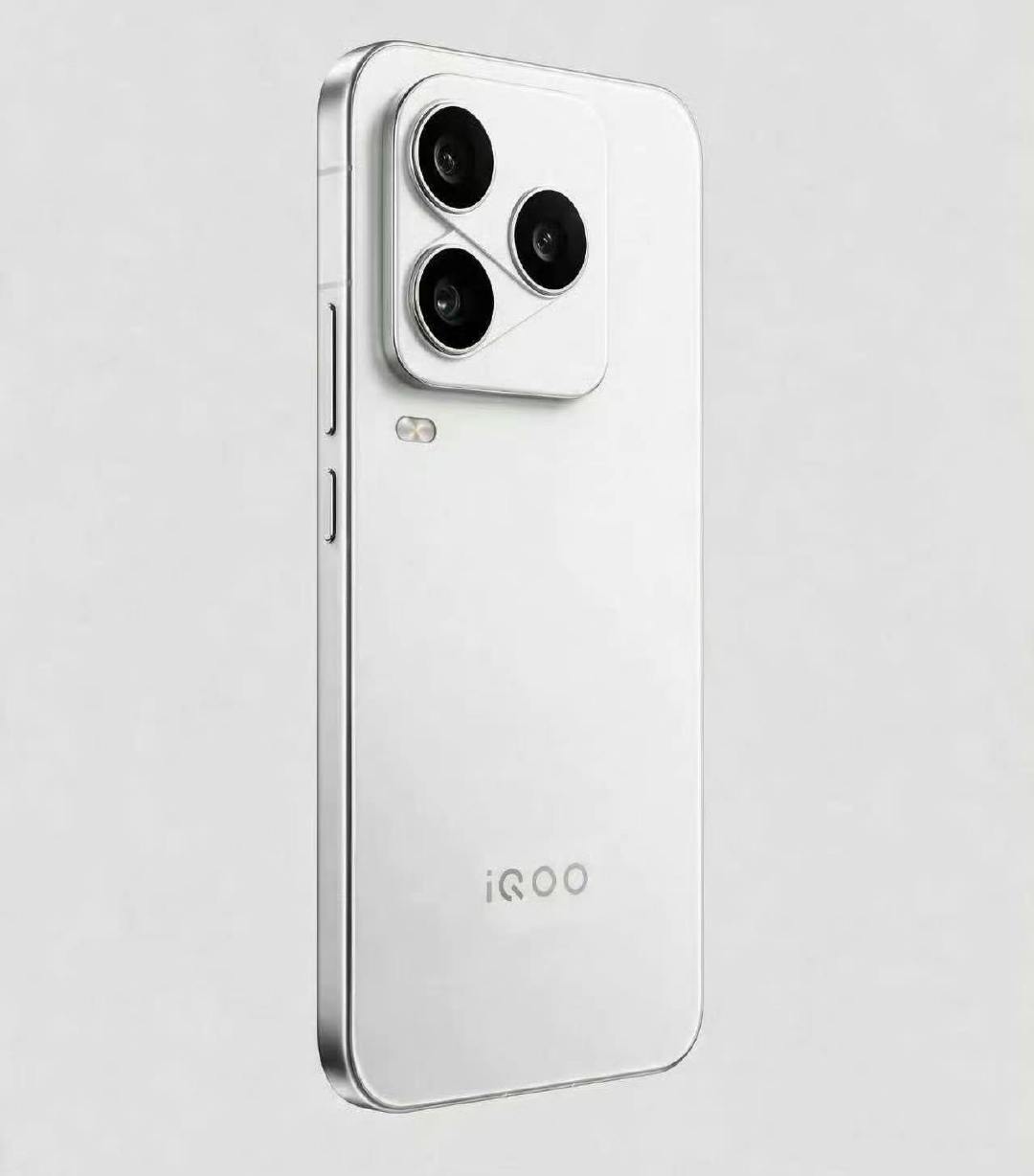 iQOO16的deco似乎在原有基础上又做了调整，要真长这样，你们觉得好看吗？[期待] ​