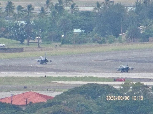 🔻今天台湾两架美国生产的F-16V战机准备从夏威夷希卡姆空军基地向台湾转场，起飞不久后疑似遭遇故障返回夏威夷。
🔻弯弯就是得多把钱投到买M1A2，F-16上面才好。

#中美战区司令会晤释放的信号台湾要听懂# ​