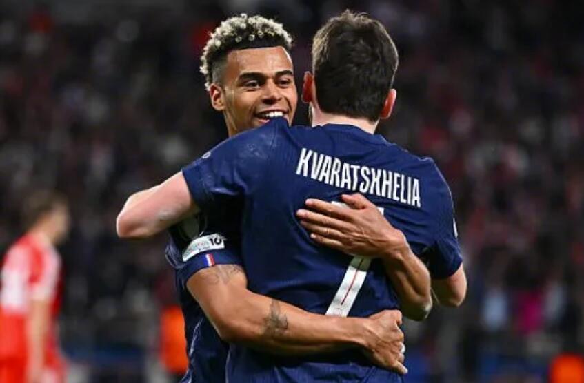 [超话]本场比赛，杜埃助攻梅开二度。  数据统计，杜埃在欧冠淘汰赛阶段...