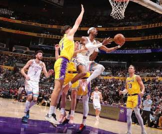 36分大胜！雷霆送残阵湖人三连败 亚历山大25+8<br /><br ...