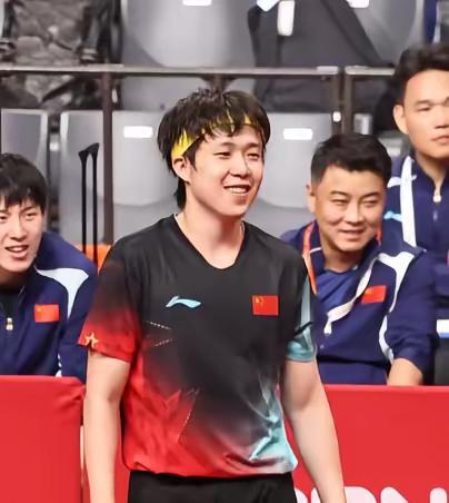 哥发现比分比分搞错就这样无奈的笑王楚钦
