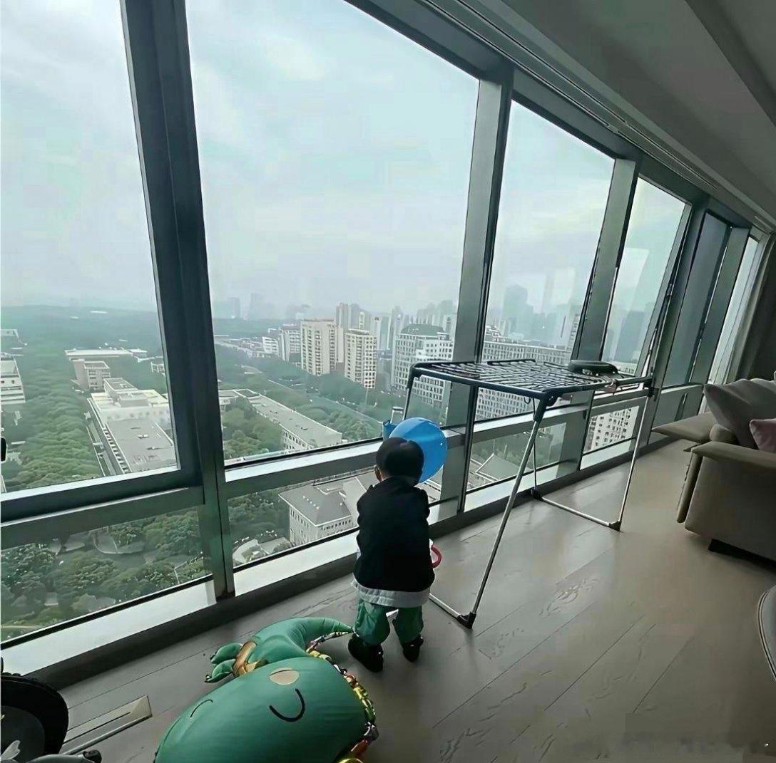 沈腾的这大房子炫的，我也是哑口无言了 ​