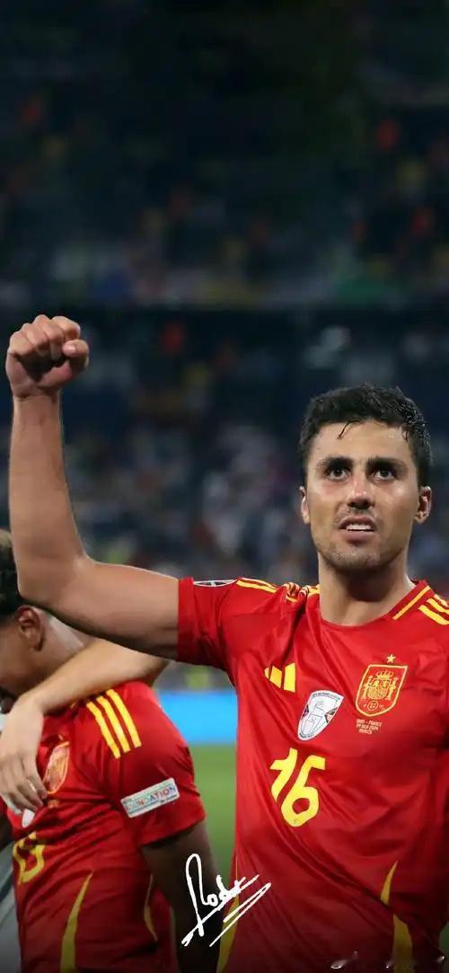 不是进球最多的，却是最不可或缺的——罗德里，这个名字就是西班牙王朝2....