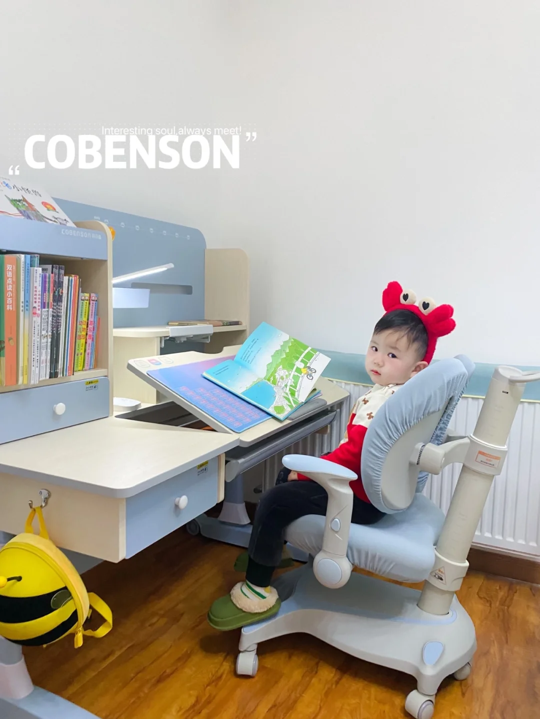 你们觉得有必要幼儿园就开始入学习桌吗❓