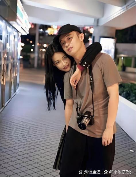 孙怡这辈子不会结婚了不是她有女儿，也不是太忙而是她和董子健，真的是有一种奇妙的感觉孙怡要去浪姐，董子健立马说：自己以前是东北女婿，还有一些东北的生活习惯，大大方方提自己之前的婚姻，他和孙怡，还真和其他离婚的夫妻不一样。
他们2个就像家人，像好朋友一样，有事还是第一个上，董子健电影上 ​