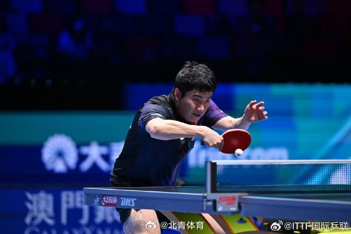 男单小组赛第二轮 奥拉西奥·西福恩特斯(ARG)3-2梁靖崑(CHN)...