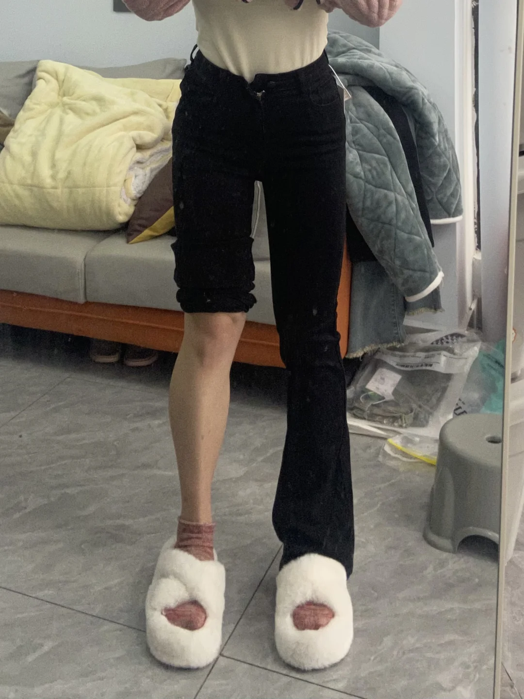 腿粗腿弯的姐妹看过来！这条裤子巨显瘦！
