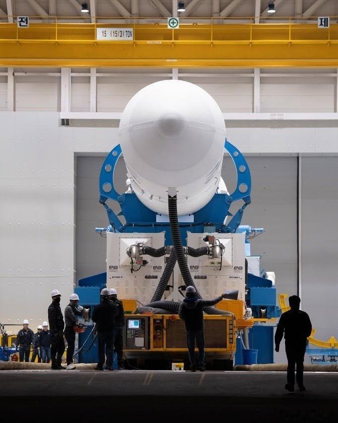 韩国航天欲自强，主权遥感始组网
                                                                                         
                            今年全球第237次发射成功：2026年10月7日11:25，韩国KSLV-II火箭从罗老航天中心LP-2工位将“NeonSat-2 to 6”和搭载的10 ​