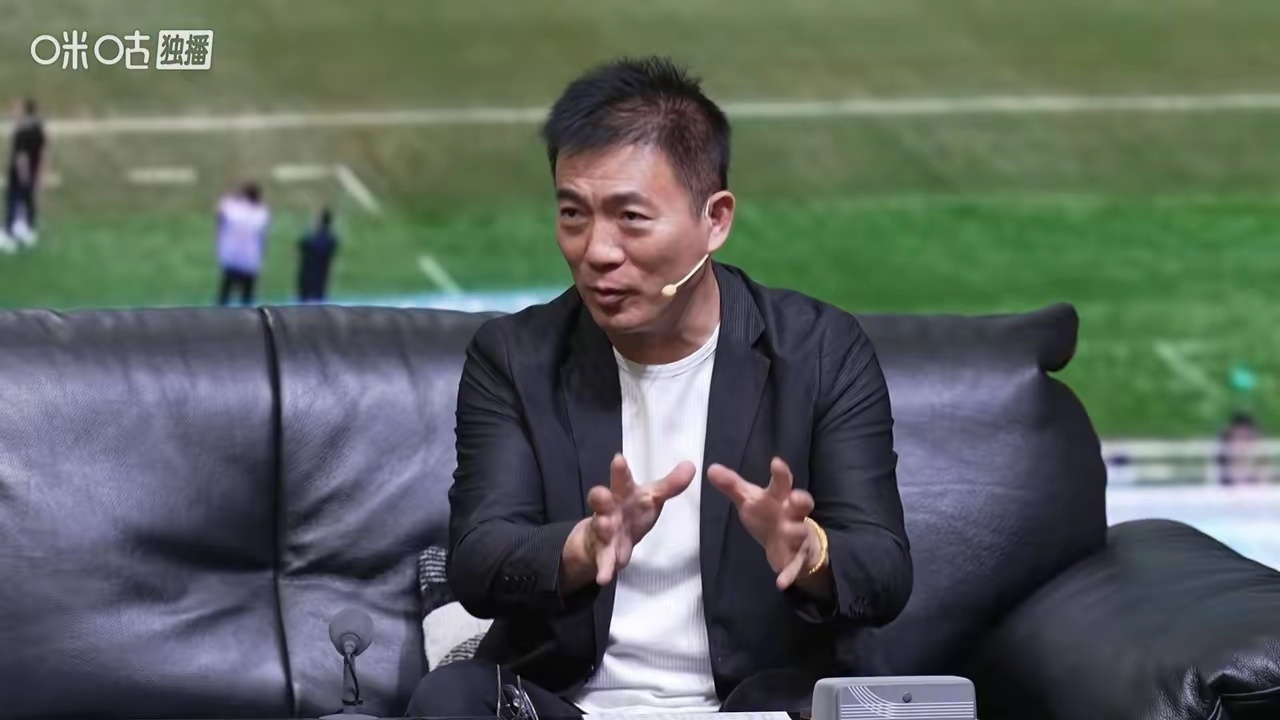 世界杯首场比赛，韩国队 2 比 1 逆转捷克队，取得开门红，为小组出...