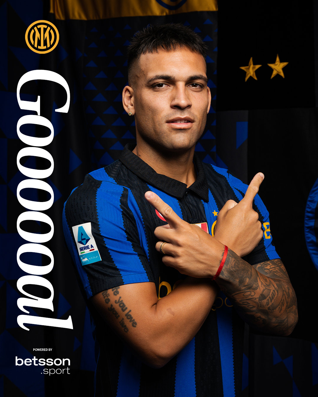 第90分钟，劳塔罗在门前乱战中再入一球！！我们3-2领先！！

#ForzaInter##国际米兰[超话]##国际米兰vs那不勒斯# ​​​​