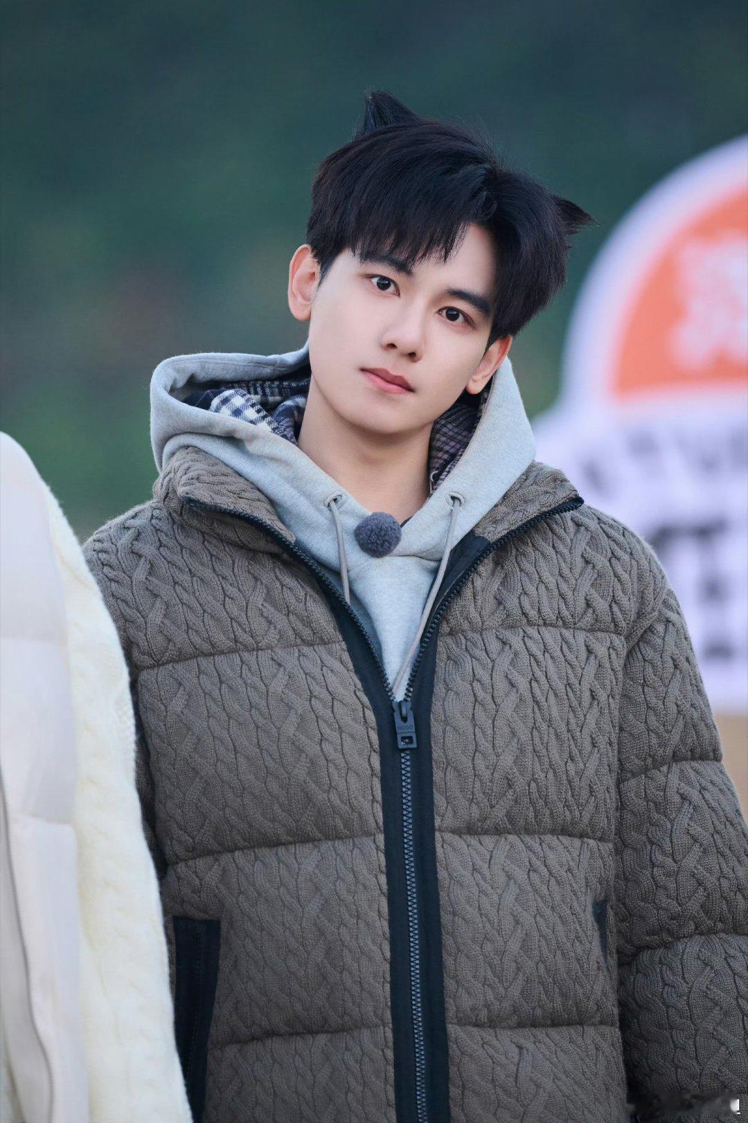 #胡先煦[超话]#小猫来的呀[打call] ​