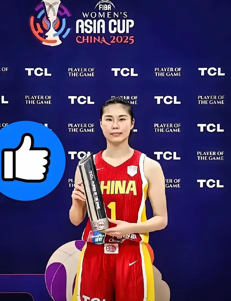 亚洲杯的硝烟刚散，奖金分配名单才出，一条消息直接引爆了篮球圈——中国女...