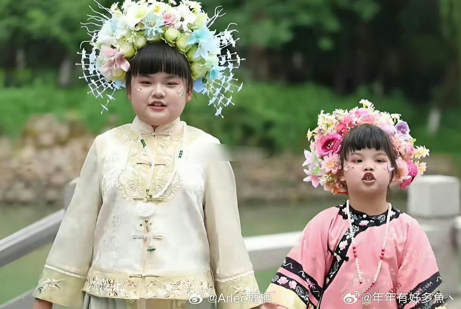 韩安冉妹妹和她女儿长的也太像了吧 ​​​

韩安冉出车祸 ​