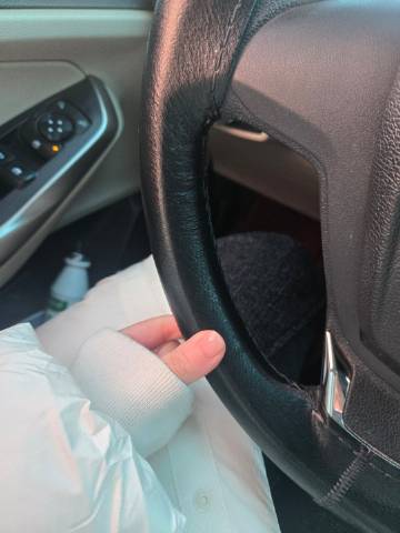 跟有方向盘加热的人说不明白