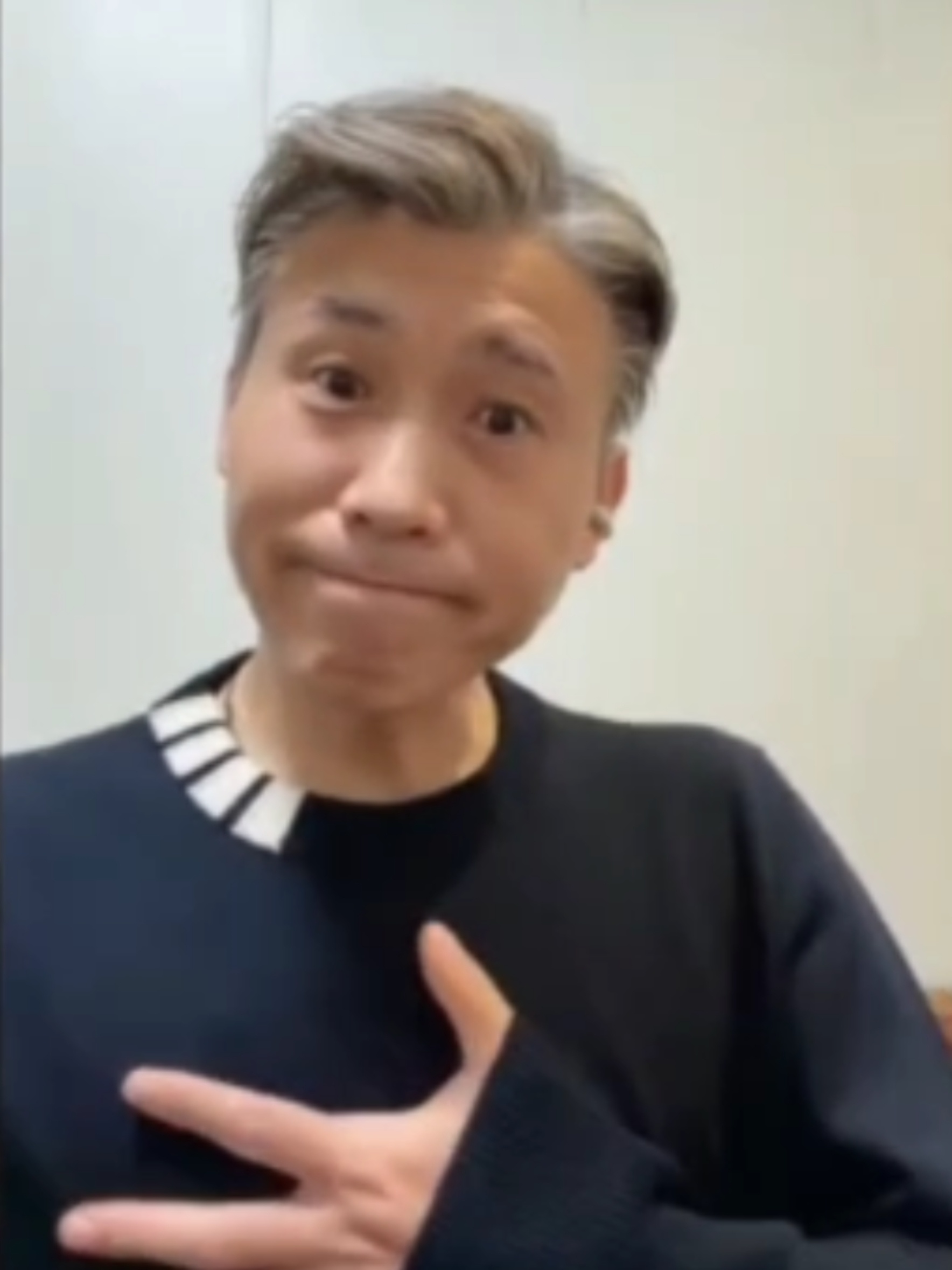 #李乃文[超话]# 
前方爆笑高萌预警❗️❗️❗️请勿在吃饭时观看
最后有突脸请注意[柯基]#今日见新文# ​