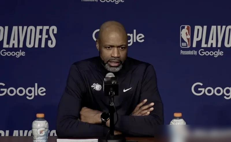 活塞队上一次在季后赛主场赢球，是2008年。 那一年，世界还不是现在...