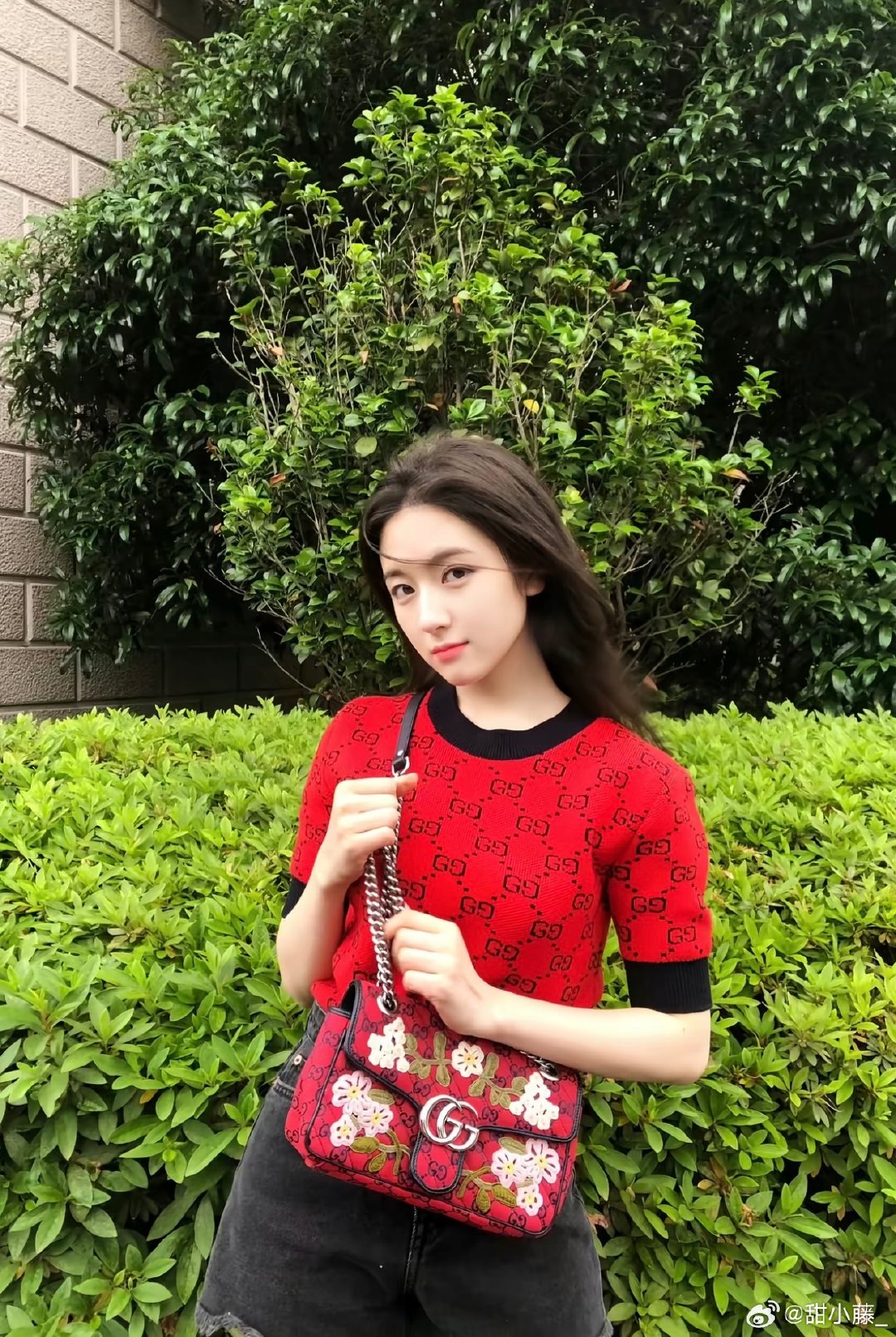 #李兰迪[超话]#  有人懂这张照片吗太美了landy ​