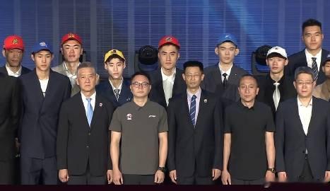 论我找到工作的开心程度belike !<br />2026CBA选秀大...
