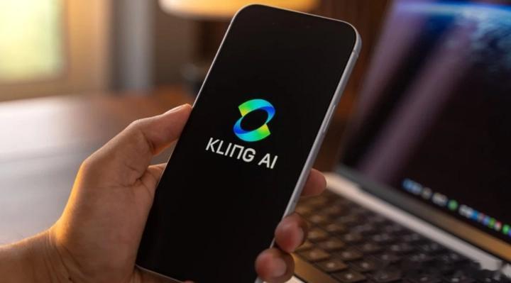 #侠哥聊股市[超话]#人工智能初创公司Manus势将在新一轮融资中把估值提高一倍至40亿美元。

据知情人士透露，Manus计划中的5亿美元融资轮即将完成，将使这家AI智能体领域的先驱企业成为该领域中国最有价值的初创公司。

知情人士表示，谈判仍在进行之中，交易条款仍有可能发生变化。

新投资者的身份尚 ​