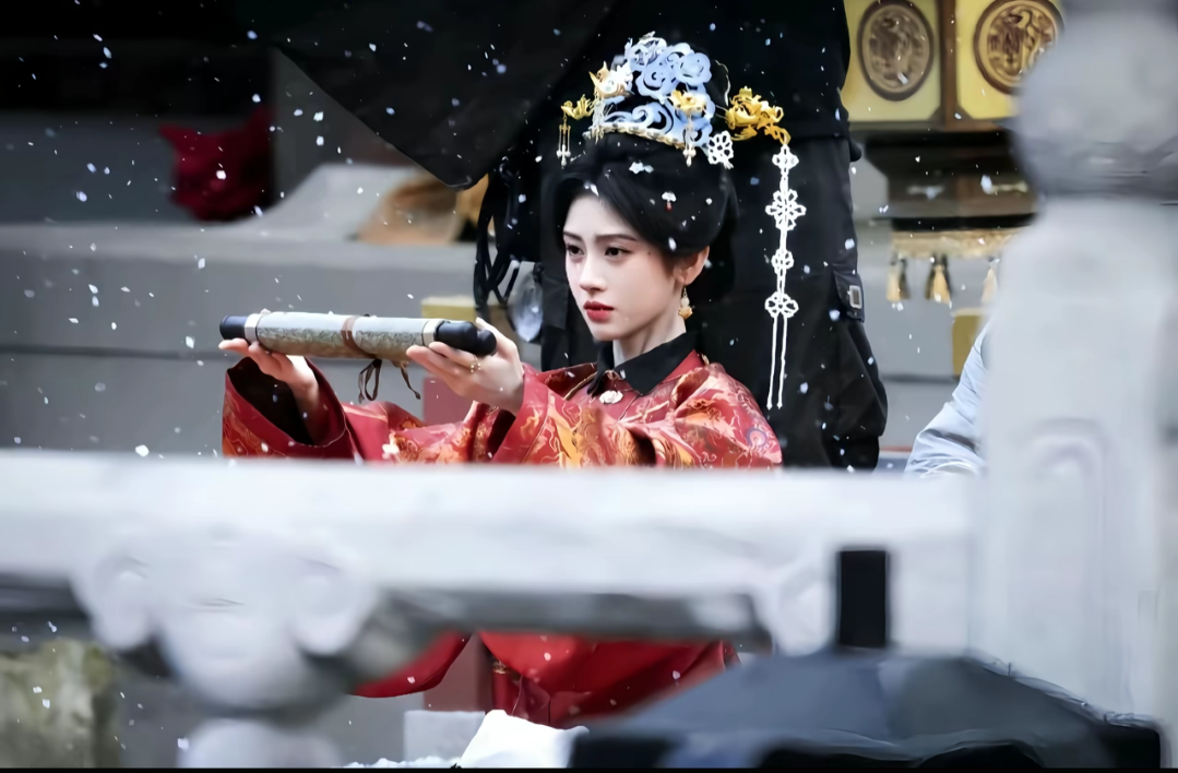 鞠婧祎