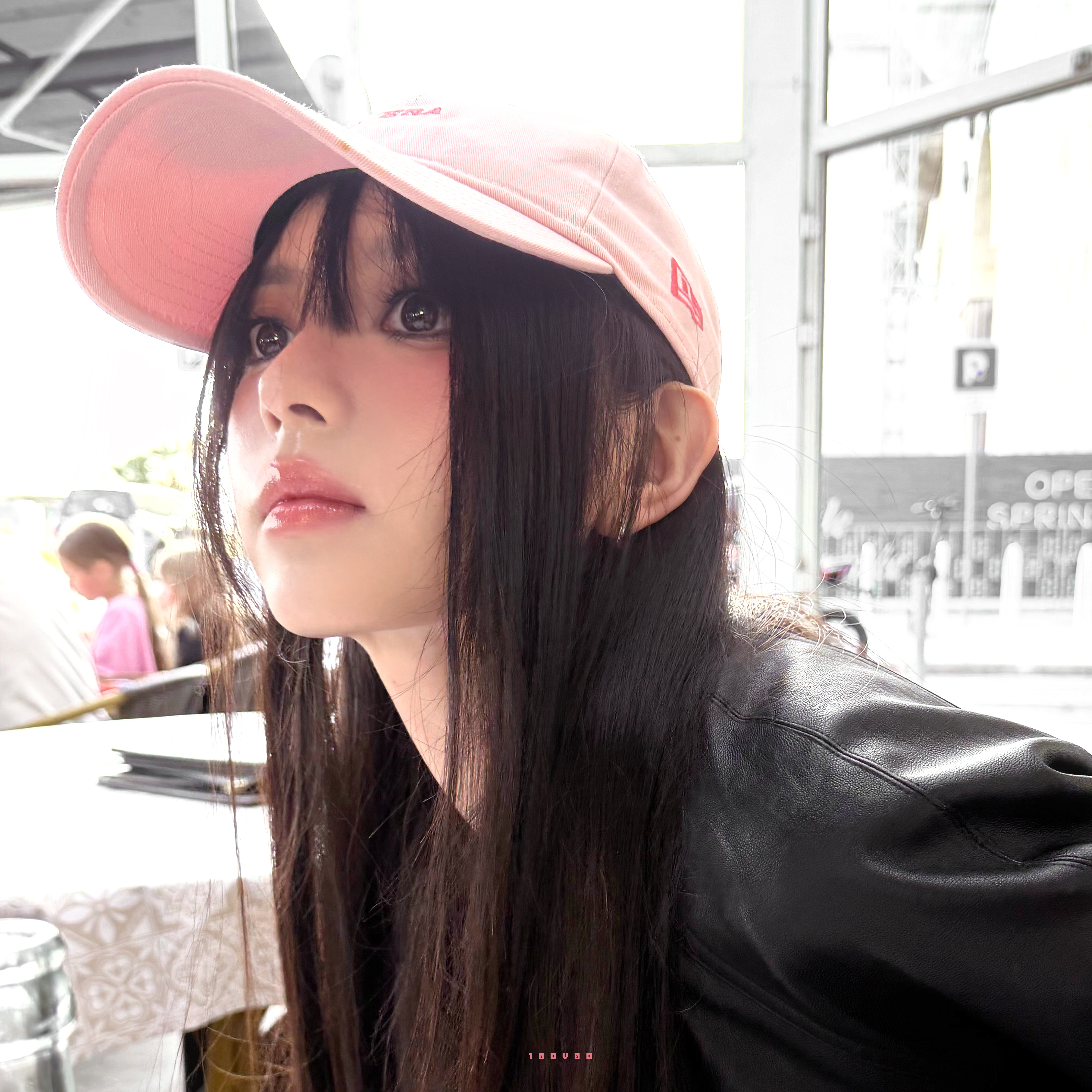 这只喵把我的心萌化了ᔦ O ꒳ O ᔨ ！ ​