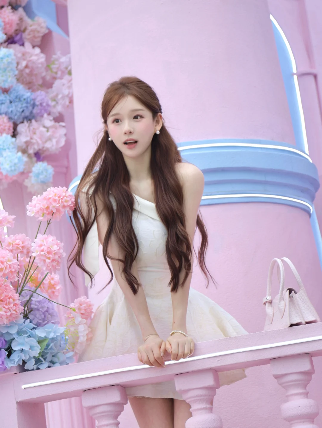 怎么变成公主啦.ᐟ  ⊹꙳. 🎀 ✧🪞⁺𓈒