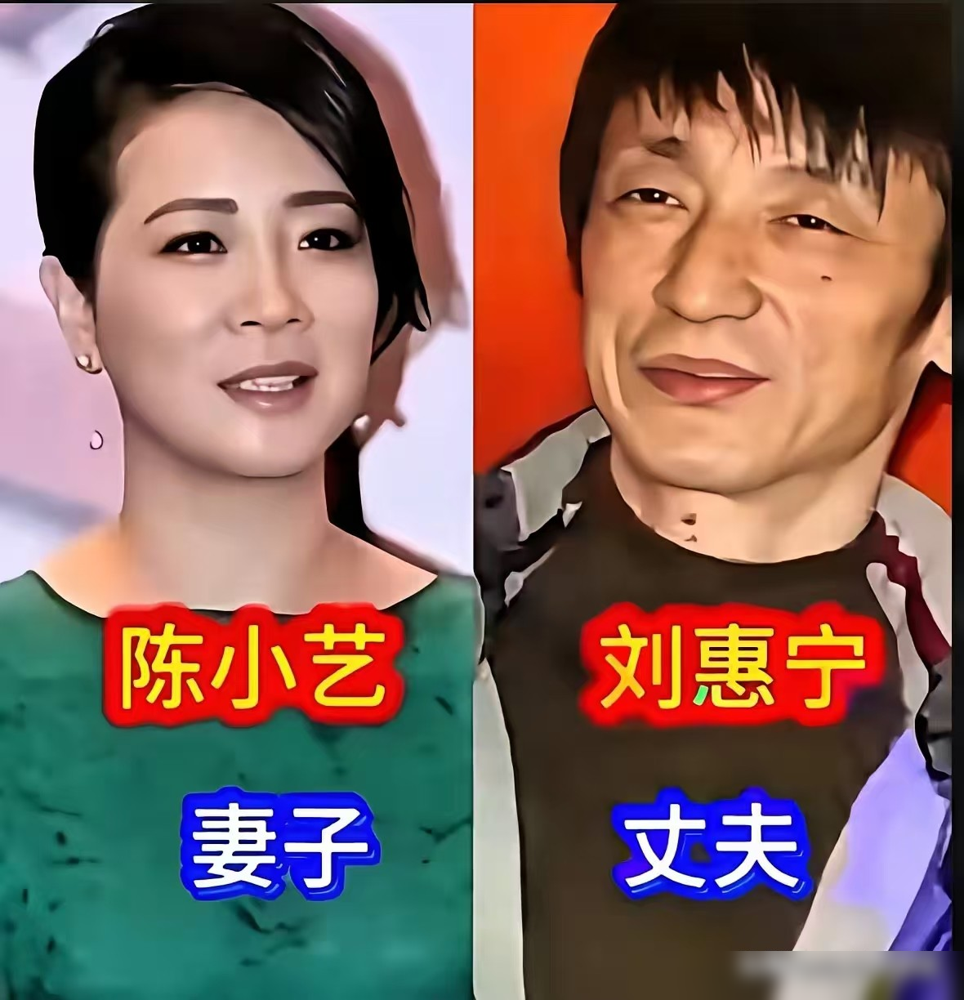 顶级豪门的底色，从来不是爱马仕和无休止的下午茶。
霍启刚天天在外头连轴转，开会、搞体育，忙得脚不沾地。郭晶晶干脆揽下仨孩子的拉扯活儿，把大后方捂得严严实实。
这媳妇不寻常，不混名媛圈，给孩子买几十块的衣服，没事就领着往山区村小钻。霍家上下，也没一个人敢给她立什么豪门规矩。
她搞体育公益，霍启刚