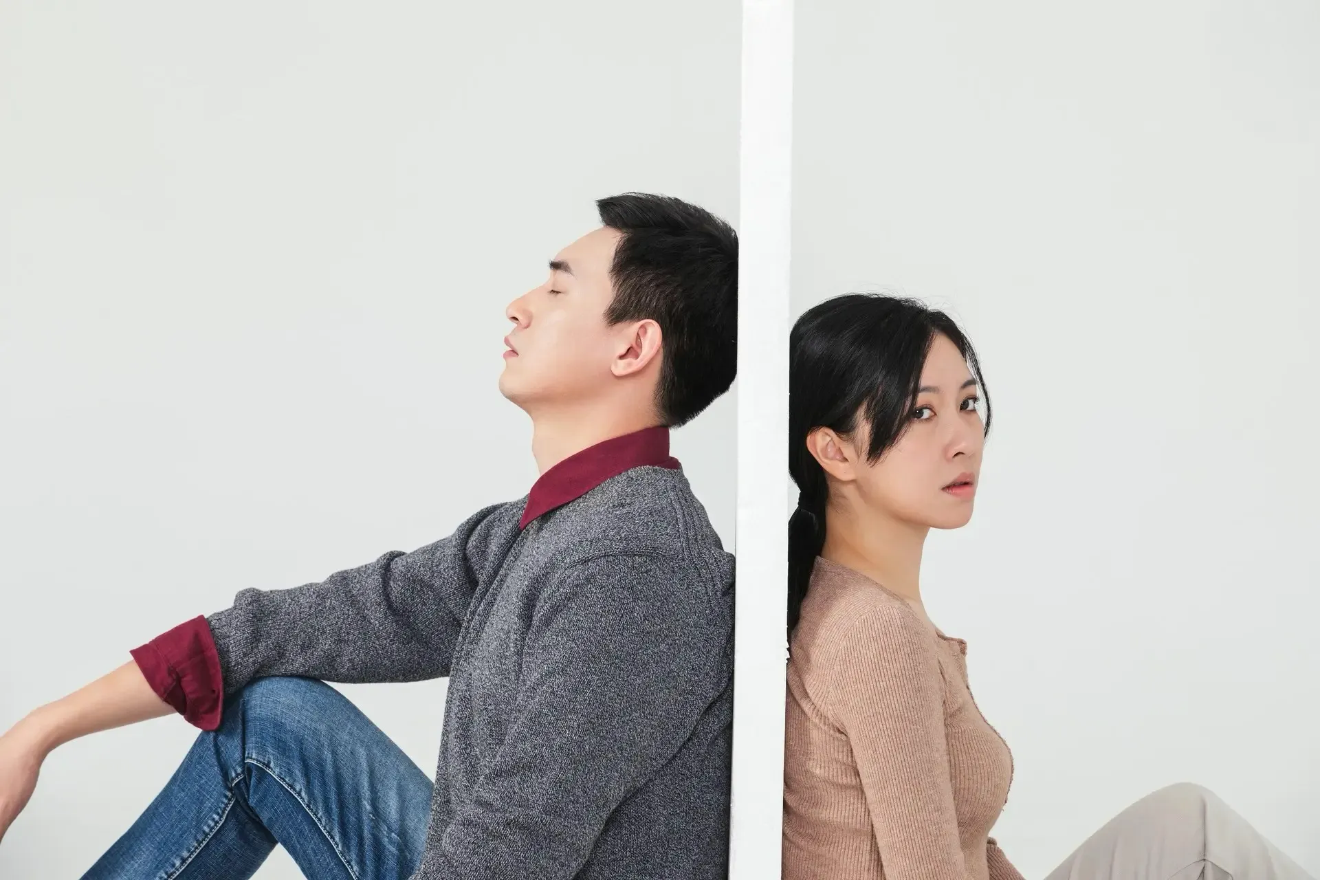 冷战中的夫妻如何快速化解？实用技巧让爱重归于好