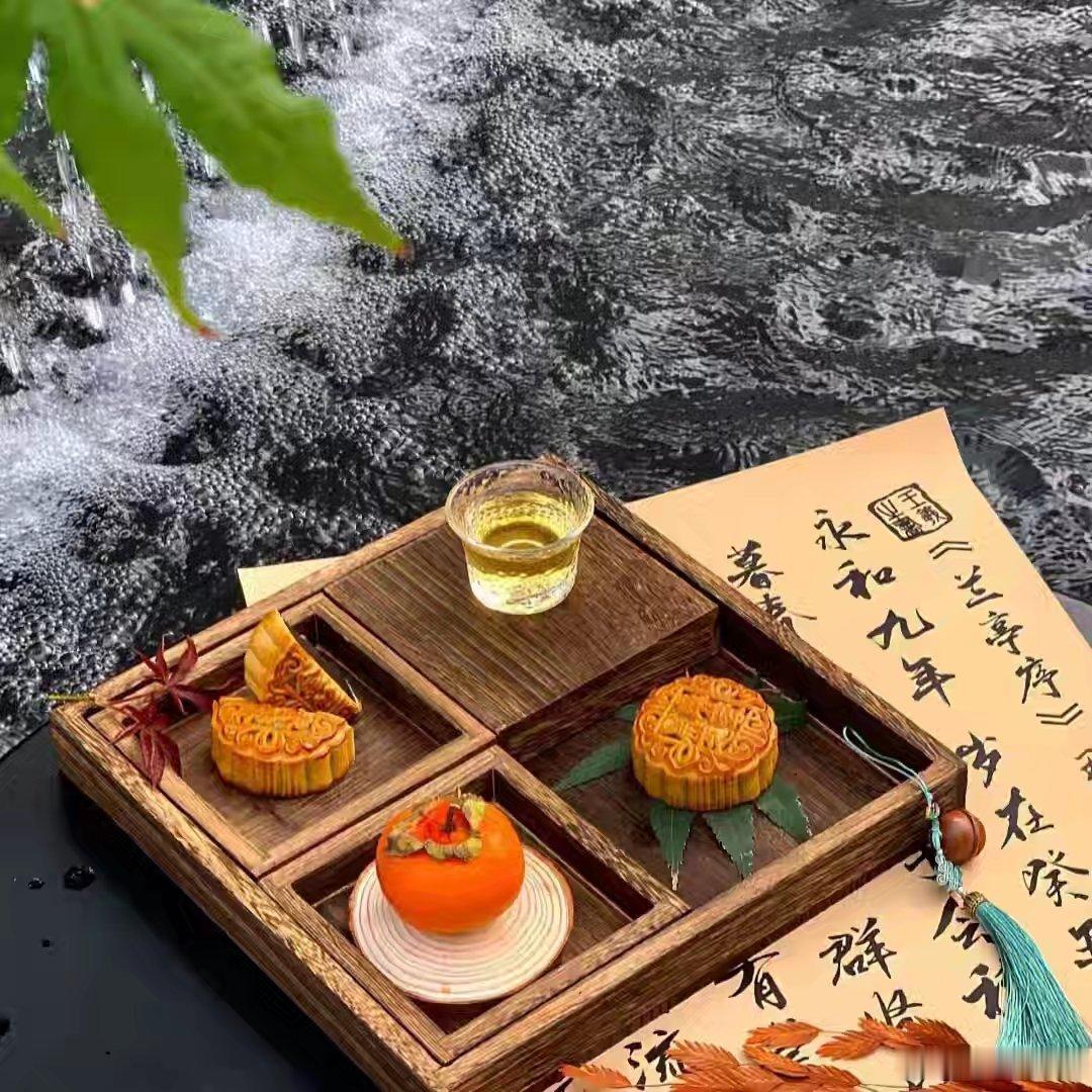 #一诺xbc[超话]#海上生明月，天涯共此时

诺儿中秋节快乐 ​