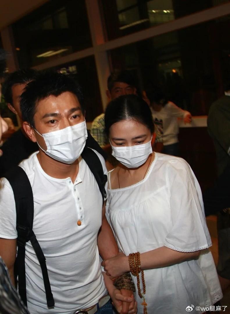 结婚18年！刘德华与朱丽倩少见同框，夫妻注重界限保持距离不黏腻 ​