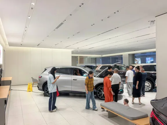 🌕中秋赴约｜展厅满客