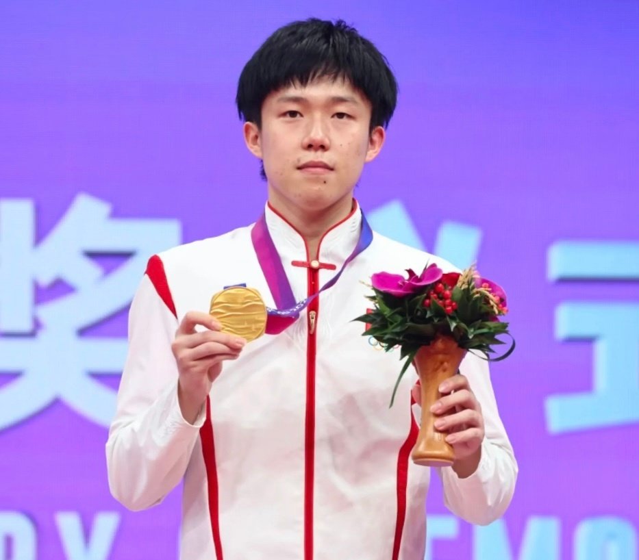 今天是喜欢这个小朋友的三周年啦[么么哒] ​