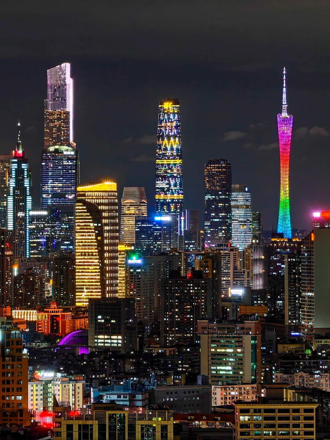 当我，带着OPPO手机拍广州夜景！