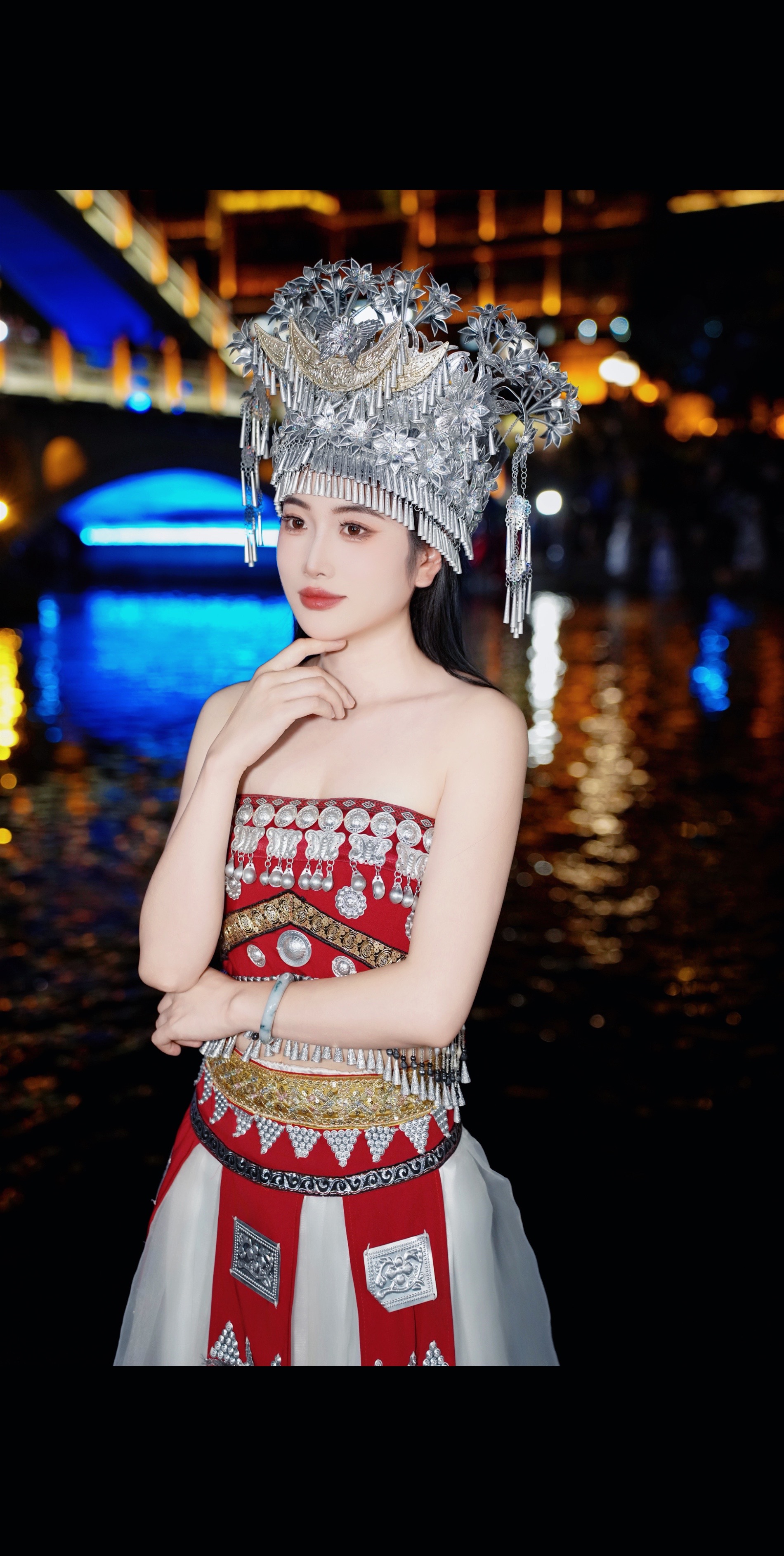 <p>甜系美女 <!--{img:0}--></p><img src=...