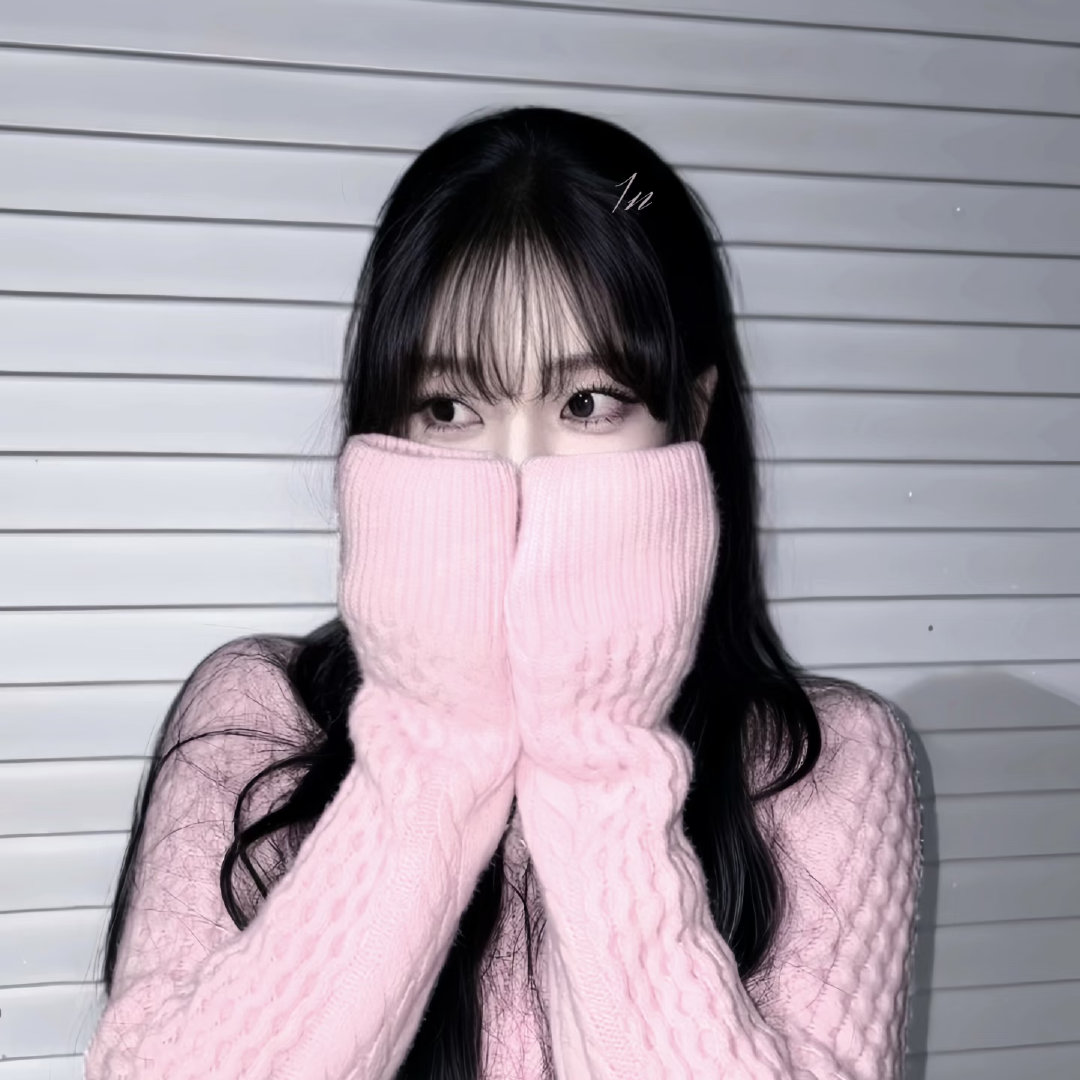 𝙒𝙚𝘾𝙝𝙖𝙩 头像
kpop 女豆 ‖无水印头像分享｜高饱和 冷脸萌｜柳智敏  karina ​