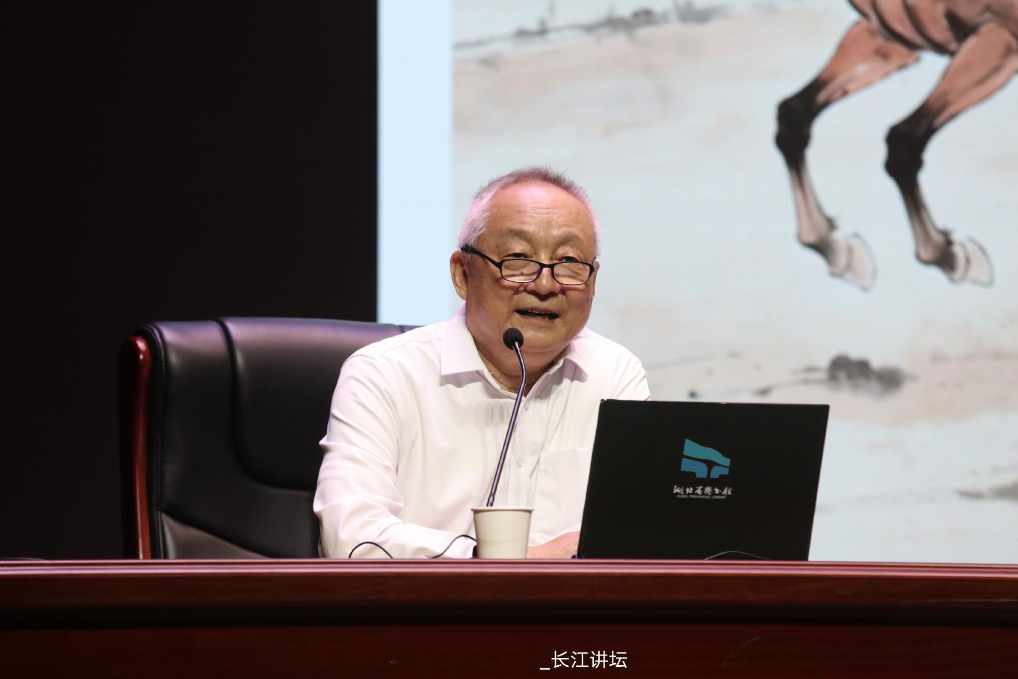 讲座现场~【文史学者王汗吾做客长江讲坛：在端午民俗中回溯武汉百年赛马史...