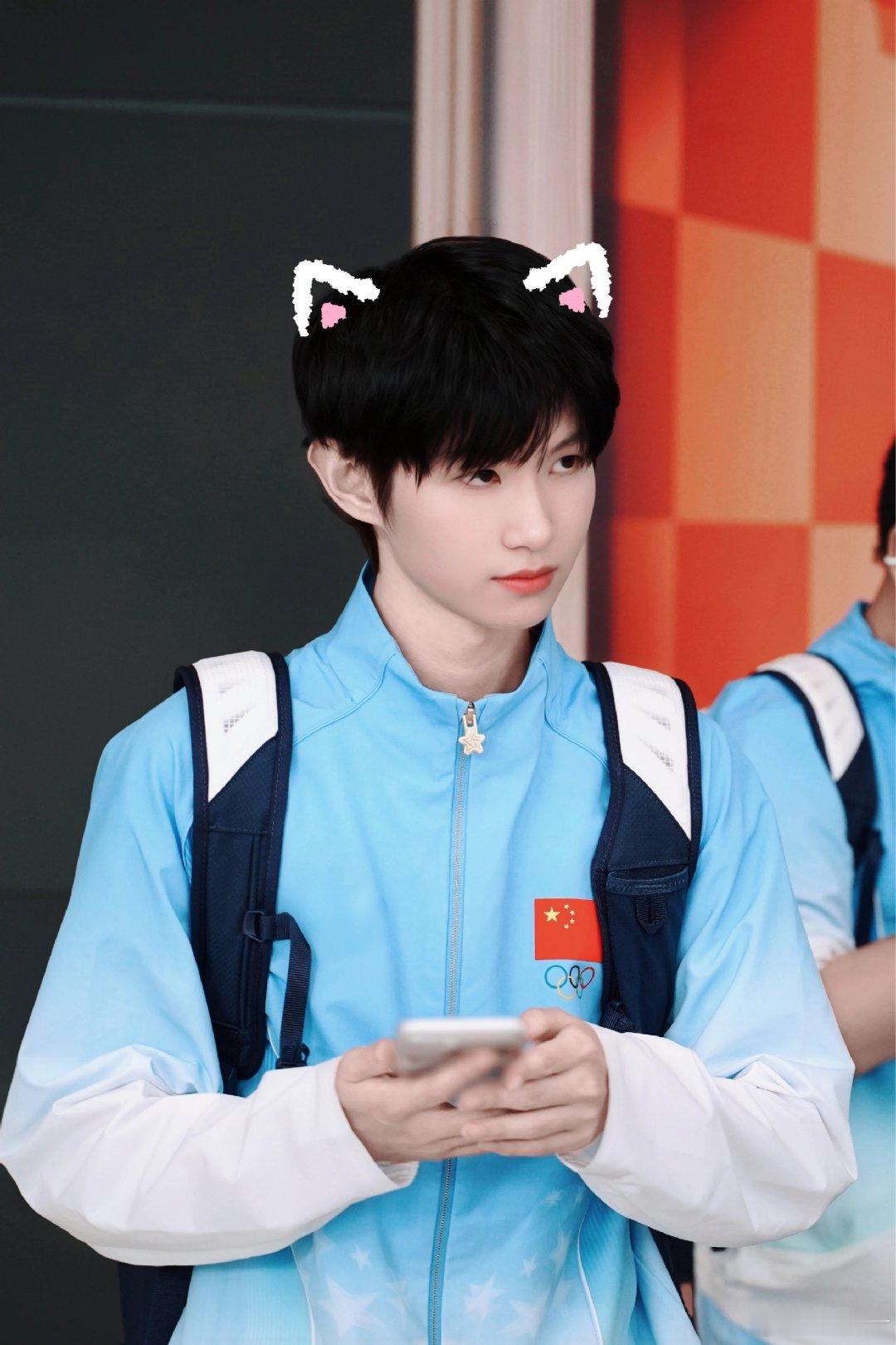 #一诺xbc[超话]# 我的新壁纸[挤眼] ​