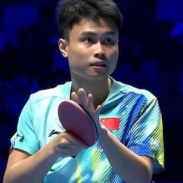 《横滨男单签表出，温瑞博独守下半区，向鹏周启豪首轮或爆冷》WTT横滨冠...
