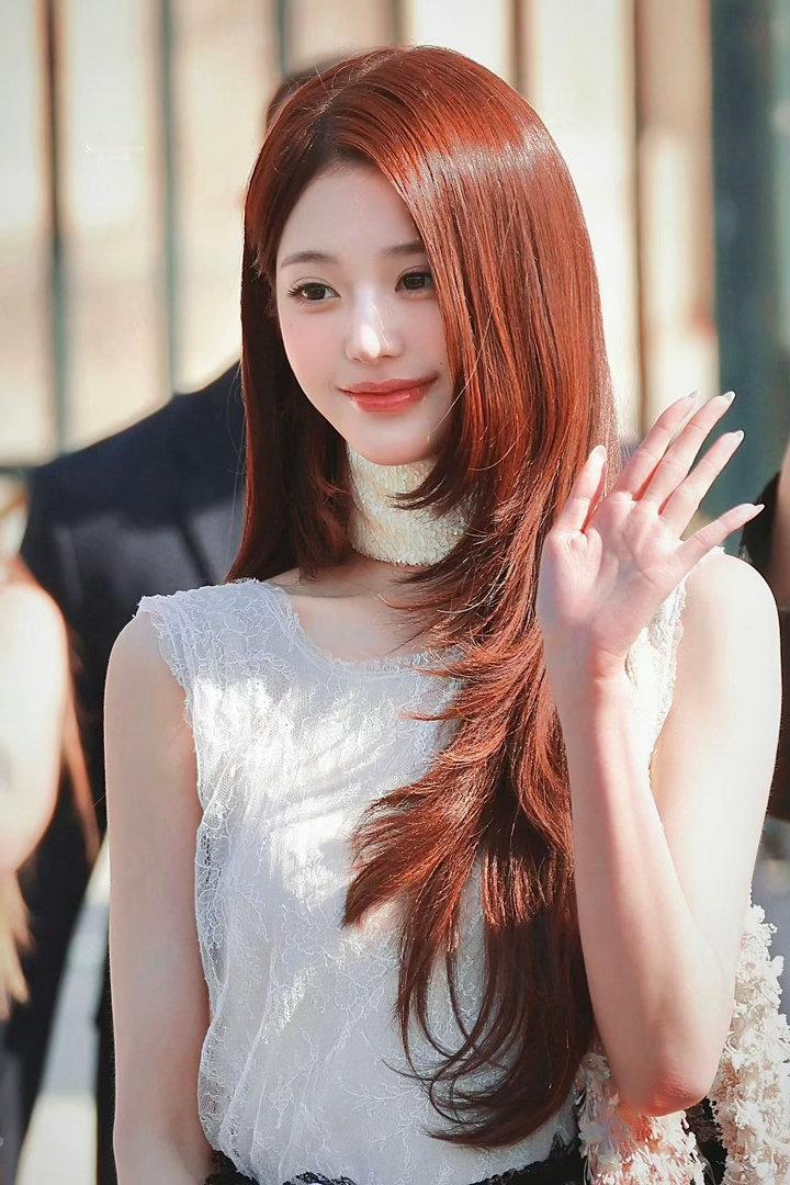 #张元英dior巴黎时装周#我家仙鹤[苦涩] ​