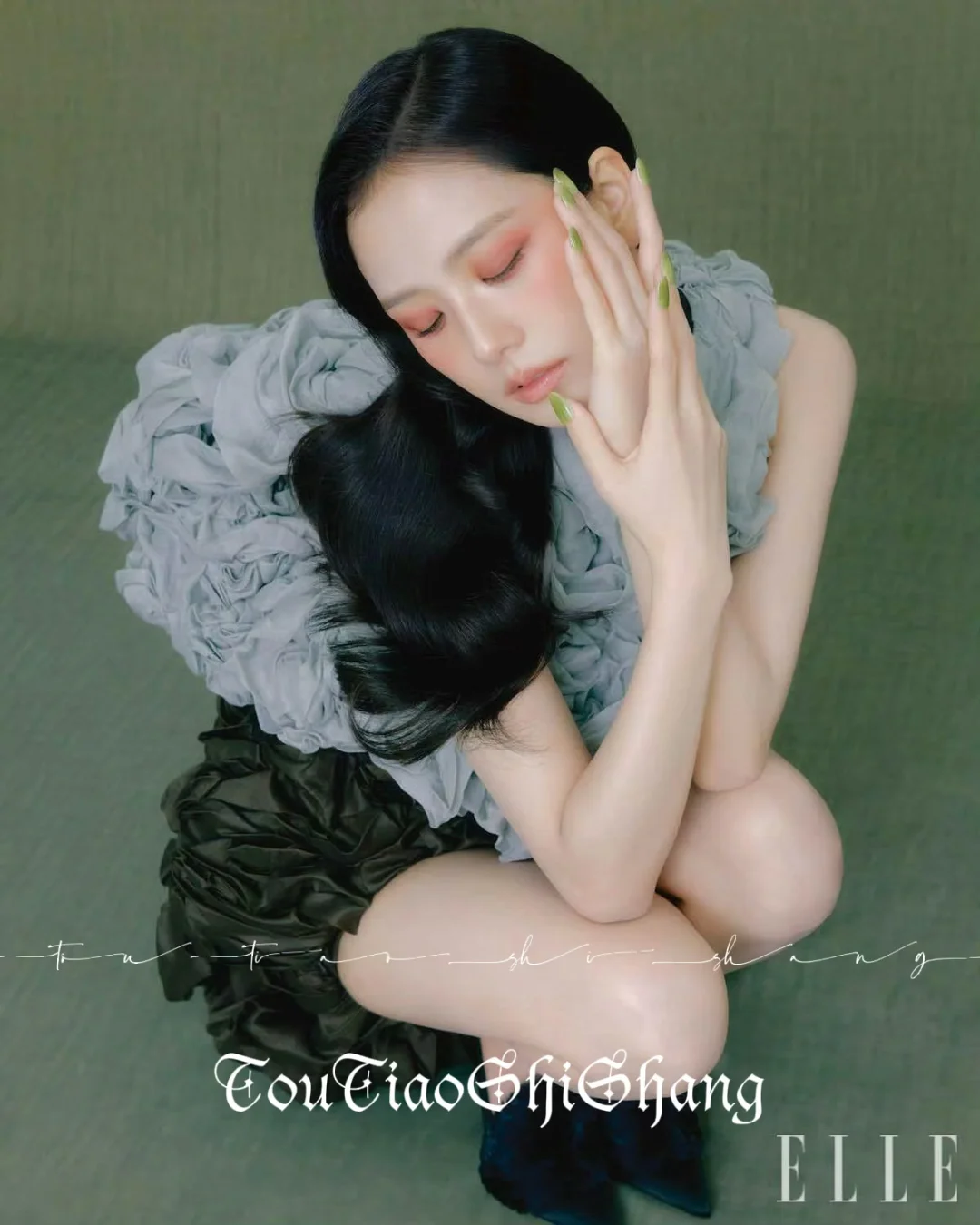 金智秀 韩版ELLE十二月刊内页更新💐🌷