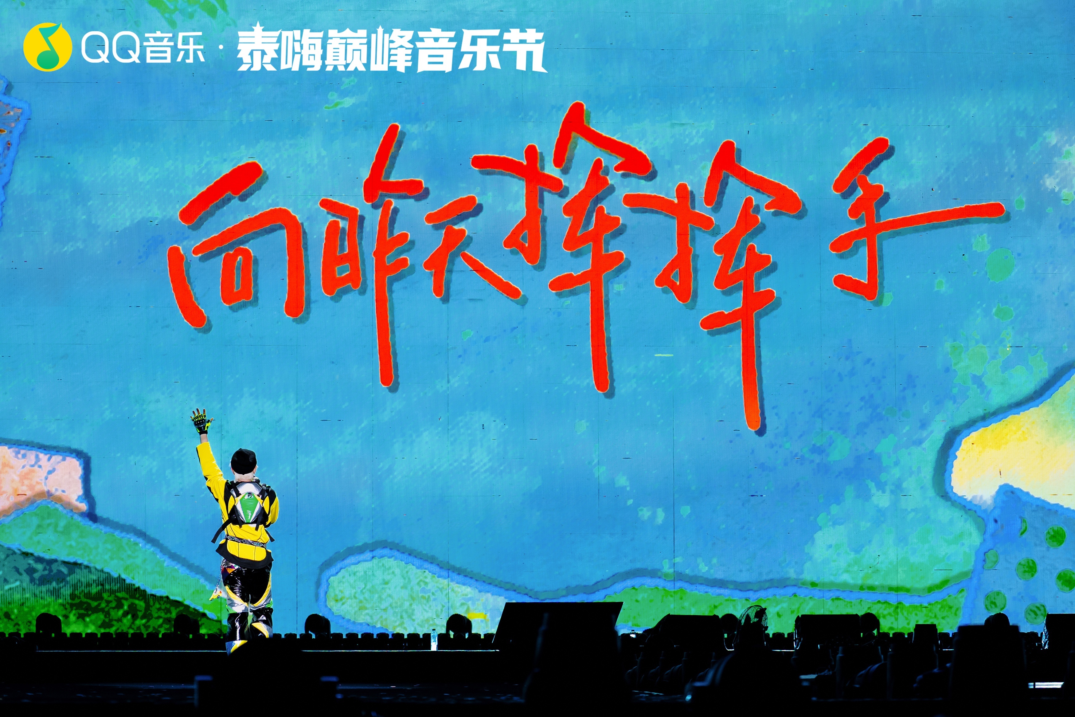 #丁禹兮赵凌#/#丁禹兮花开锦绣#

沈言的心动无声却渗得深。他身上有种被时光打磨过的温润，不烫不刺眼，但你会发现，在你以为只有自己的夜晚，他一直在那里。
丁禹兮司宫令｜丁禹兮赵皑｜赵皑｜丁禹兮南部档案｜丁禹兮张海虾｜张海虾｜丁禹兮张海侠｜张海侠｜丁禹兮花开锦绣｜丁禹兮赵凌｜赵凌 ​