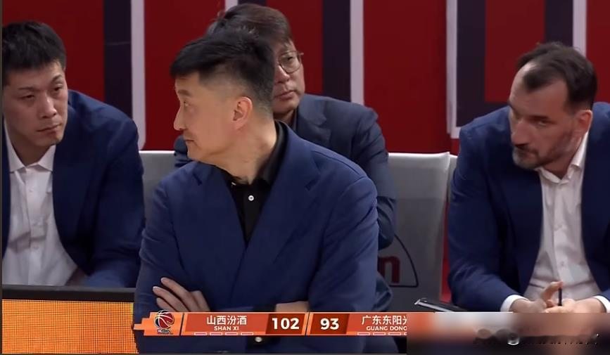 CBA粤晋战落定，聊聊这场球背后的门道   粤晋赛后发布会上，杜锋直说...