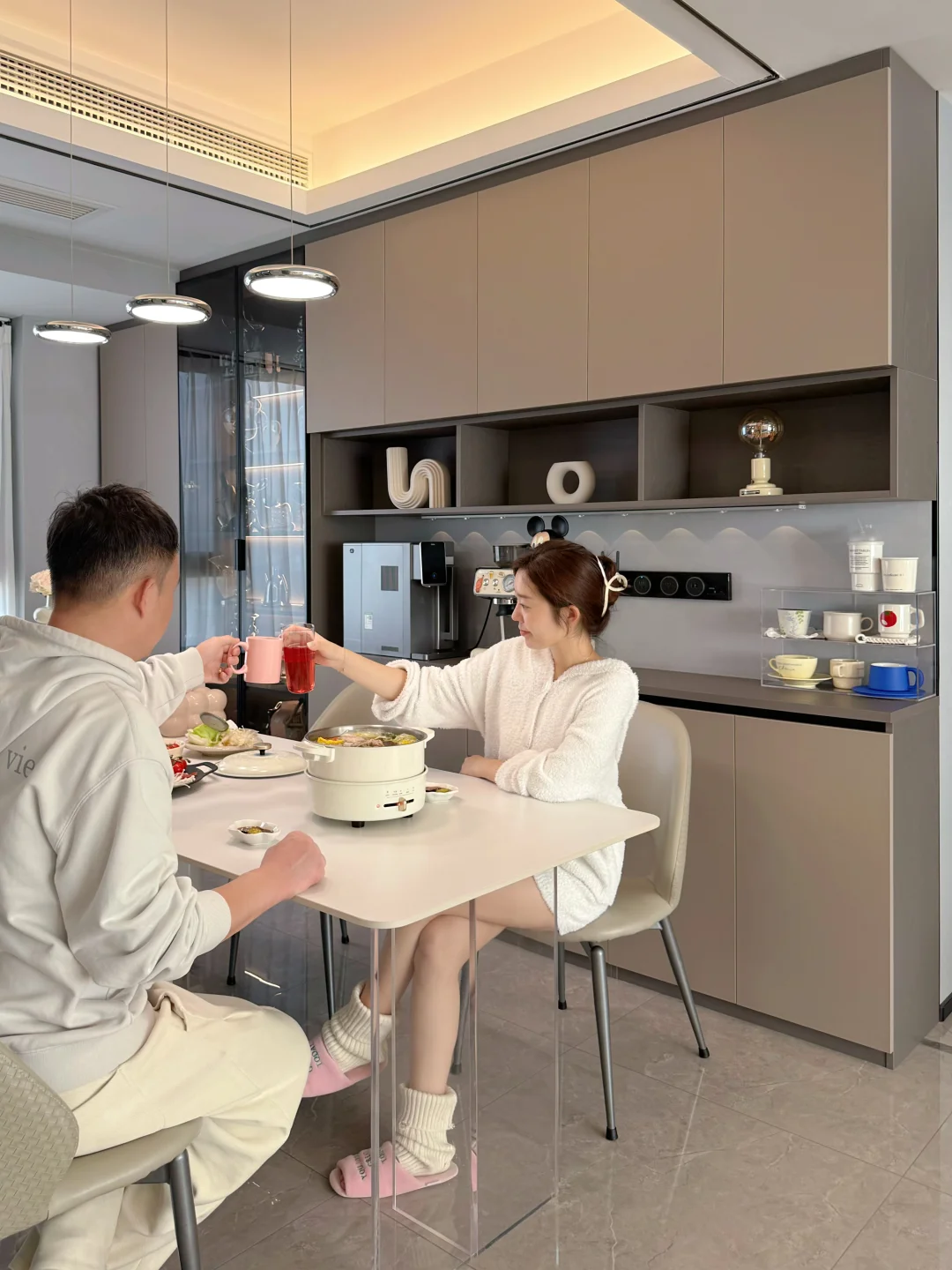 米萌电火锅这抹奶白，是送给家的三周年礼物