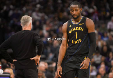 首轮G3，老鹰主场109-108再胜尼克斯，大比分2-1领先。<br ...