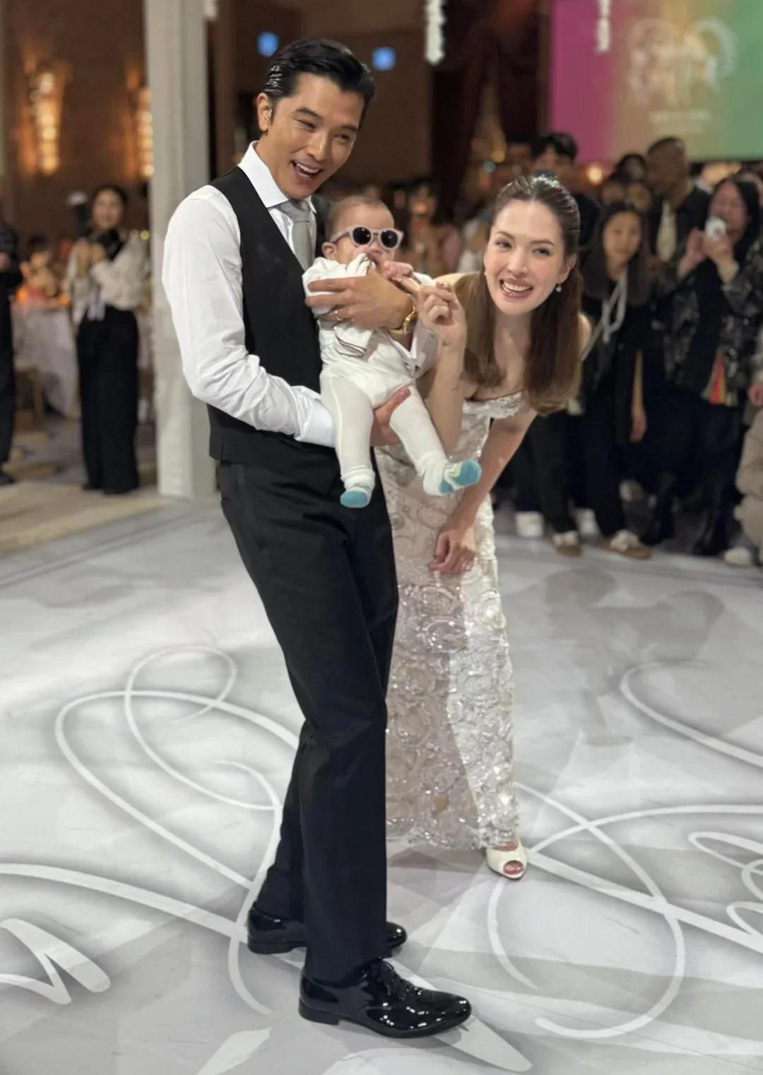 现实中偶像剧happy ending具象化了